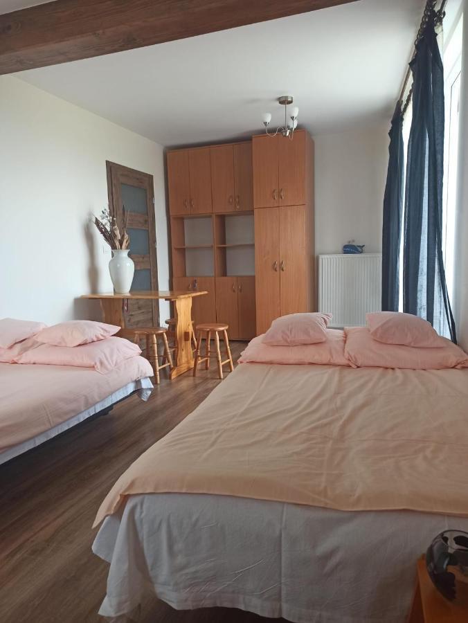 Dom Goscinny Przy Jeziorze Gardna Wielka Kültér fotó