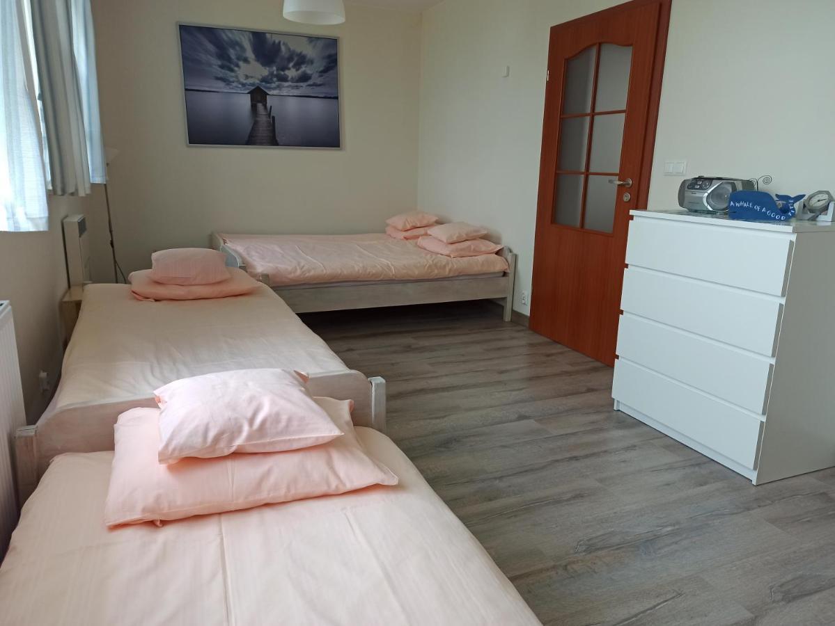 Dom Goscinny Przy Jeziorze Gardna Wielka Kültér fotó